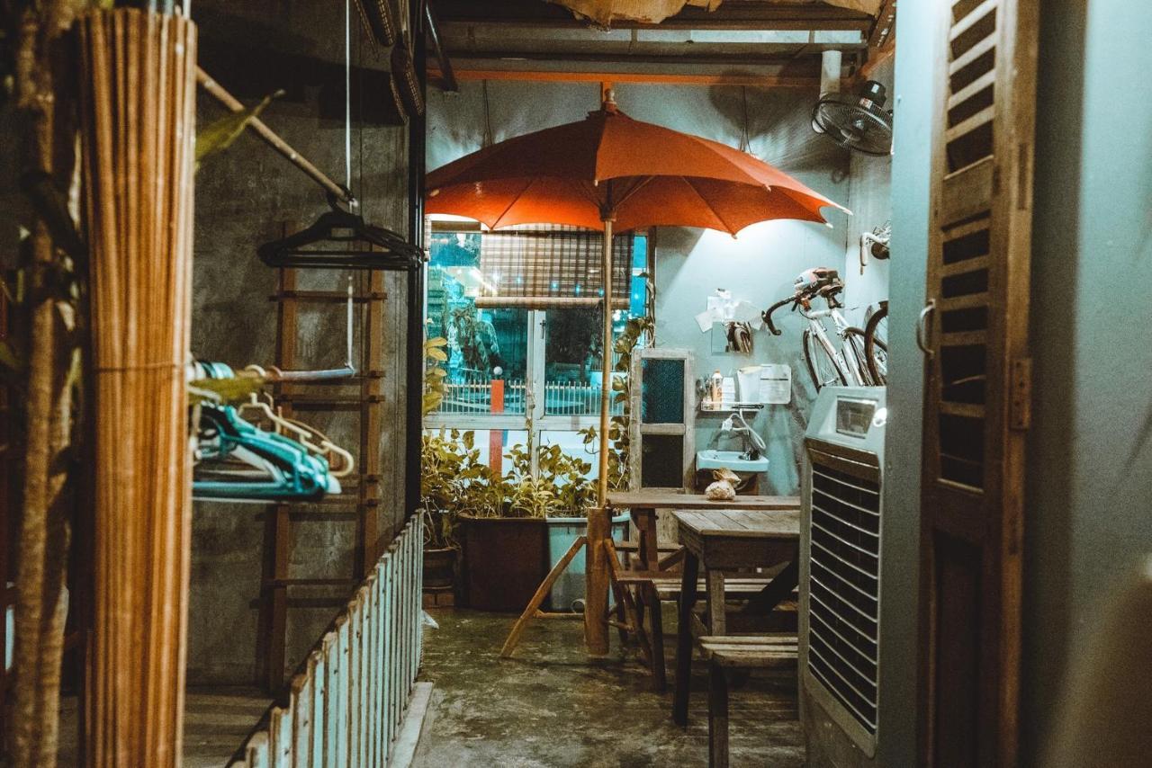 Motodorm Langkawi Hostel กัวห์ ภายนอก รูปภาพ