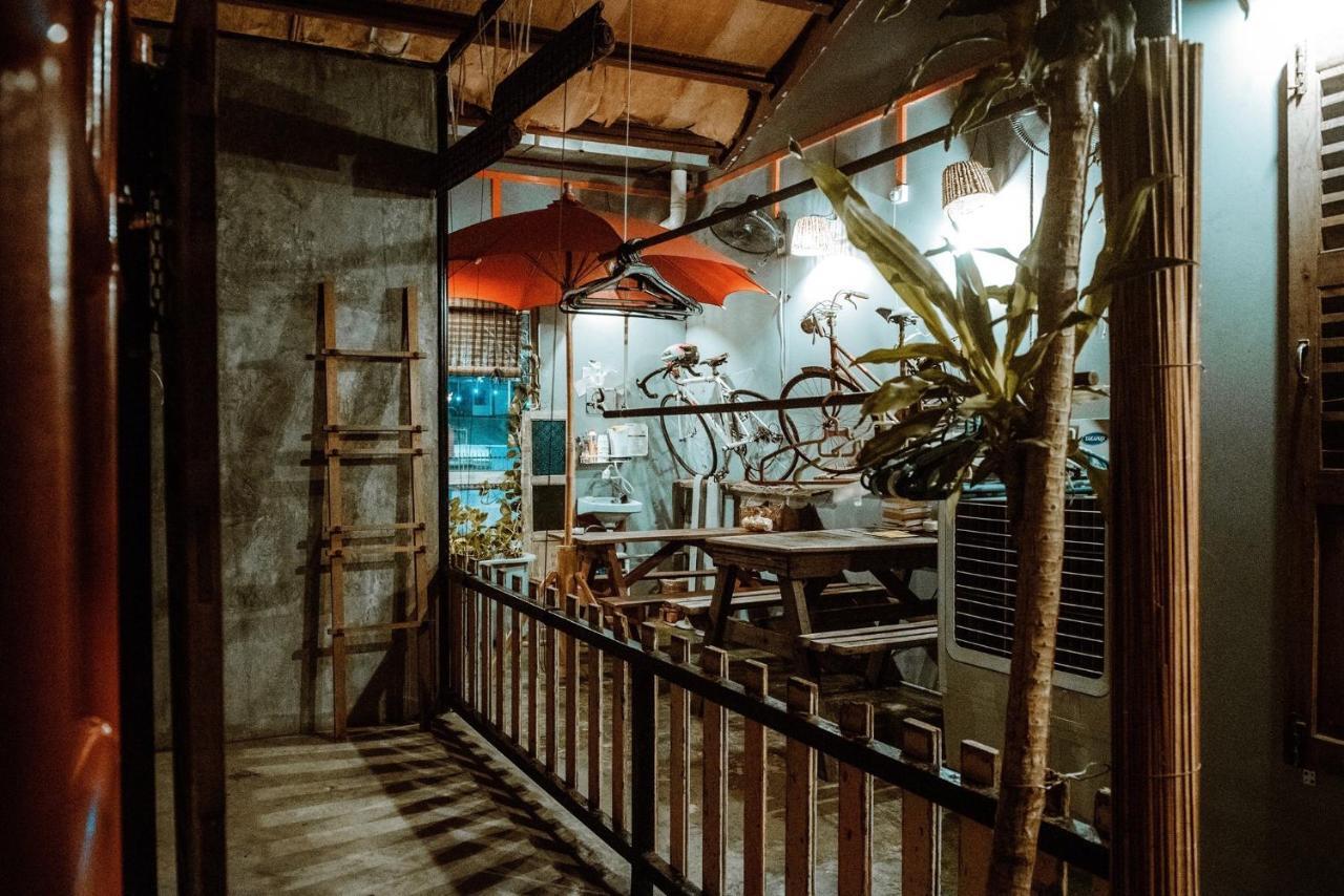 Motodorm Langkawi Hostel กัวห์ ภายนอก รูปภาพ