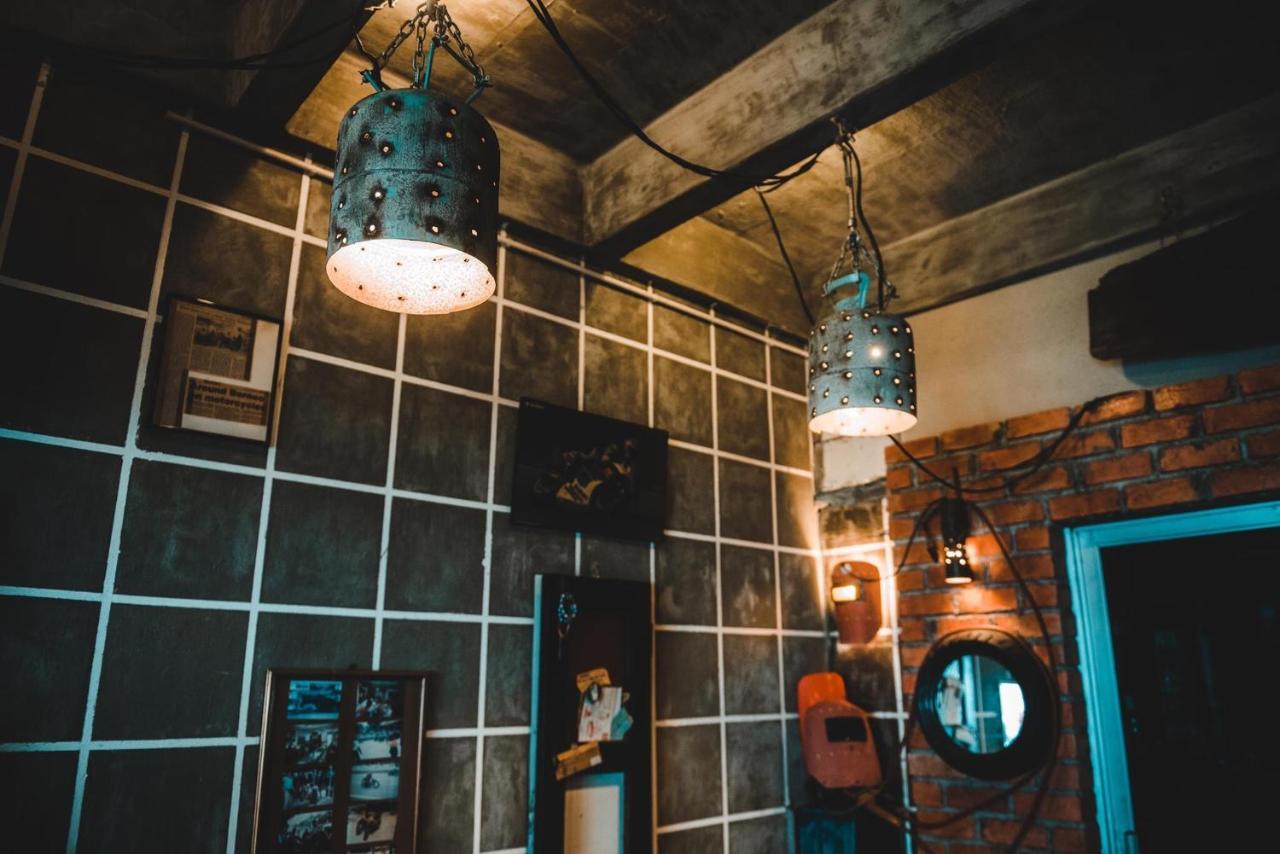 Motodorm Langkawi Hostel กัวห์ ภายนอก รูปภาพ