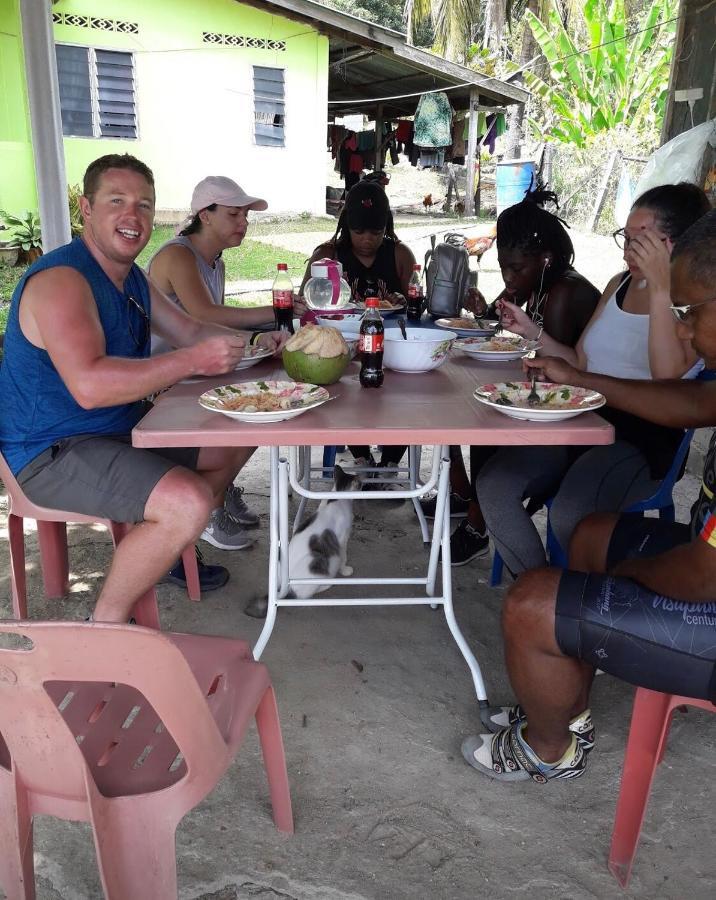 Motodorm Langkawi Hostel กัวห์ ภายนอก รูปภาพ